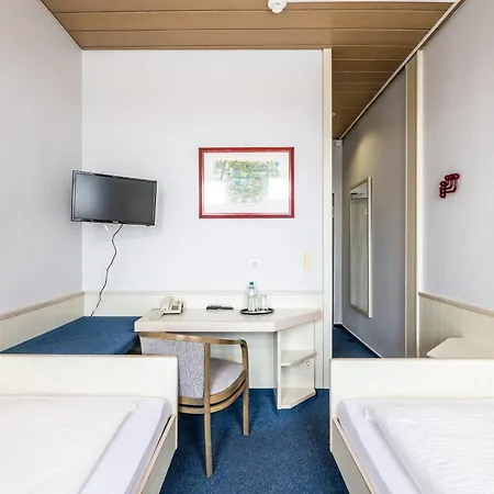 Hotel Und Rasthof Avus Berlin Exterior photo