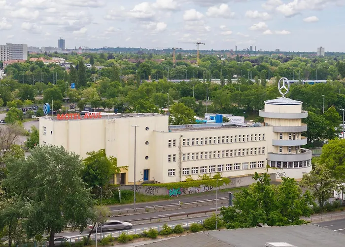 Hotel Und Rasthof Avus